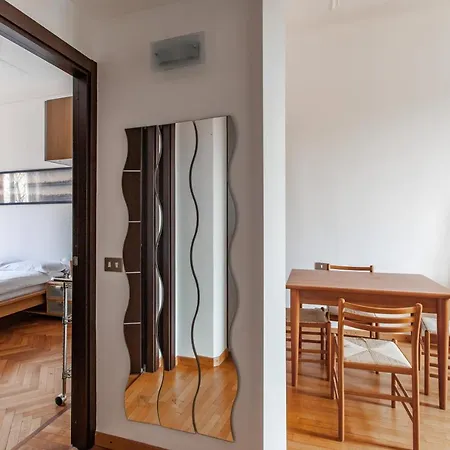 Easylife - Accogliente Residenza Con Balconcino *